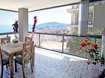 Tiara Kayar Katlanır Cam Balkon